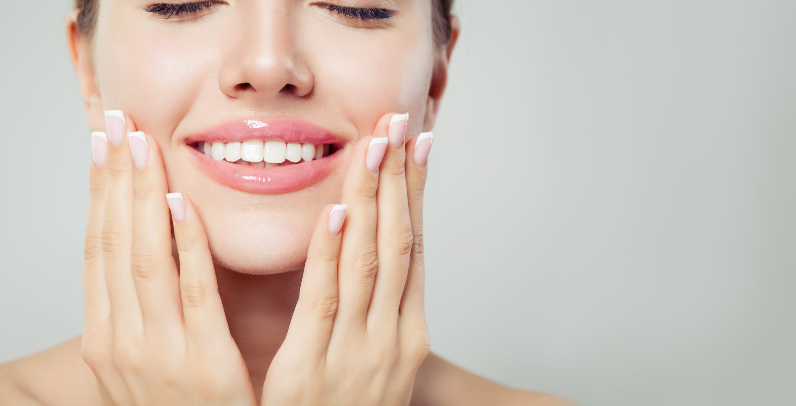 8 Ways To Maintain A Youthful Smile